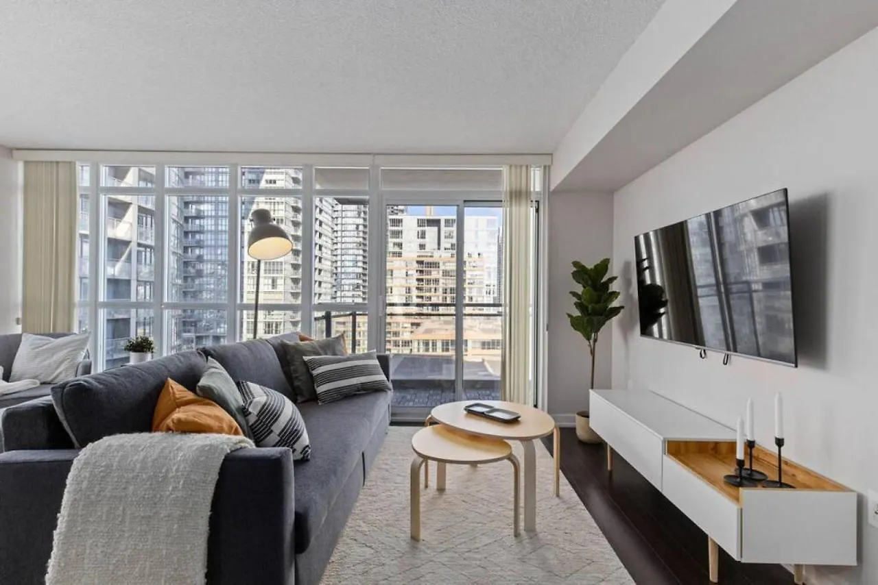 Work From Home With Parking Wifi And Cn Tower View トロント 0*,